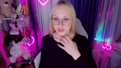 alinaocean online show from April 23, 5:04 pm