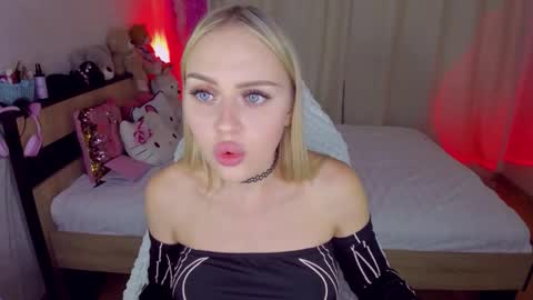 Snapshot of alinaocean chatting on October 8, 9:08 pm alinaocean online show from October 8, 9:08 pm