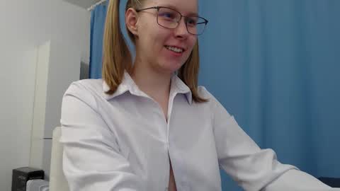 alinasei online show from January 10, 7:29 pm