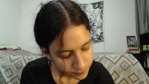 Snapshot of alinawoolf_ chatting on February 26, 2:19 am  Ali  online show from February 26, 2:19 am