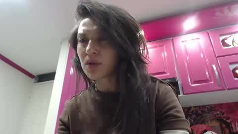 alipetite online show from April 29, 11:43 pm