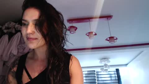 alipetite online show from August 3, 10:37 pm