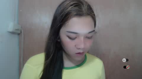 Snapshot of alisa_kiss_ chatting on February 3, 3:42 am Shanti xhey online show from February 3, 3:42 am