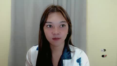 Snapshot of alisa_kiss_ chatting on February 10, 5:14 am Shanti xhey online show from February 10, 5:14 am