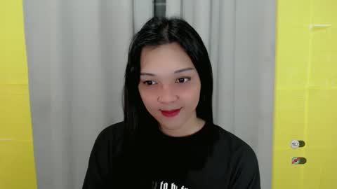 Snapshot of alisa_kiss_ chatting on December 25, 9:56 am Shanti xhey online show from December 25, 9:56 am