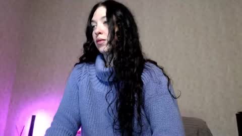 alisaadoll online show from October 13, 2:20 pm