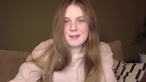 alisaxxxshy online show from February 12, 10:55 pm