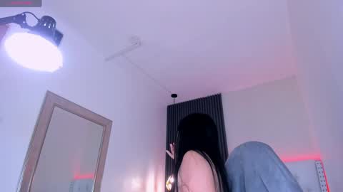 alis online show from April 11, 1:22 am