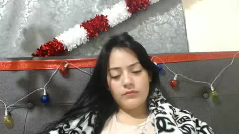 Snapshot of alisha_9997 chatting on December 5, 12:22 pm alisha_9997 online show from December 5, 12:22 pm