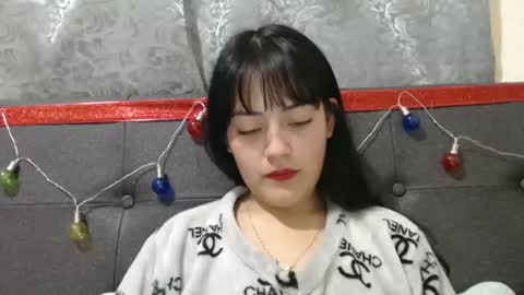 Snapshot of alisha_9997 chatting on December 21, 4:57 pm alisha_9997 online show from December 21, 4:57 pm