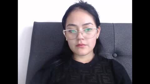 Snapshot of alisha_9997 chatting on October 19, 8:22 pm alisha_9997 online show from October 19, 8:22 pm