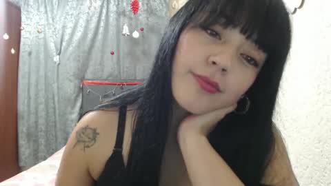 Snapshot of alisha_9997 chatting on January 25, 8:31 pm alisha_9997 online show from January 25, 8:31 pm