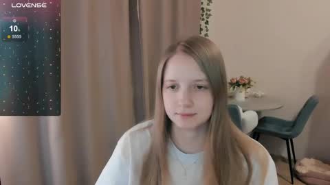 Alya online show from April 25, 7:44 pm