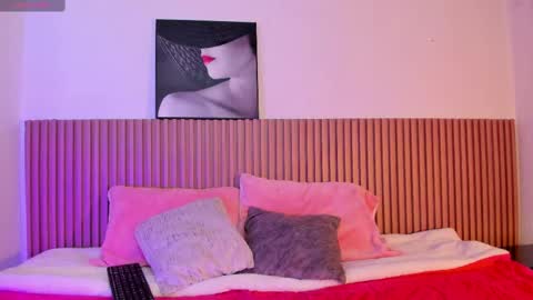 alisha_olsen_ online show from September 22, 5:39 am