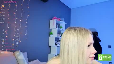 Alisha online show from September 15, 12:57 pm