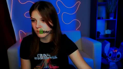Alisha online show from May 18, 11:05 am