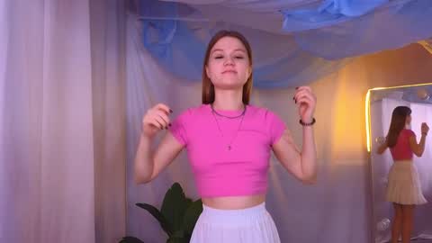 Alisia online show from December 16, 7:15 am