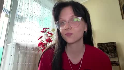 alisiamccormick online show from July 21, 9:21 am