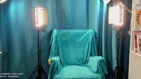 Alice online show from April 23, 12:51 pm