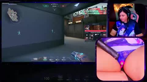 Snapshot of alison_gamer chatting on September 17, 6:06 pm Alison online show from September 17, 6:06 pm