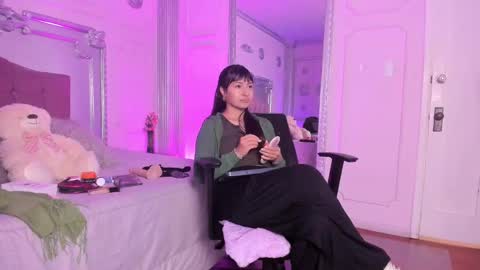 Snapshot of alisonfishert chatting on December 27, 11:50 am Alison Fishert online show from December 27, 11:50 am