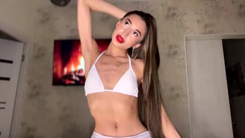 Alissa online show from April 19, 2:50 pm