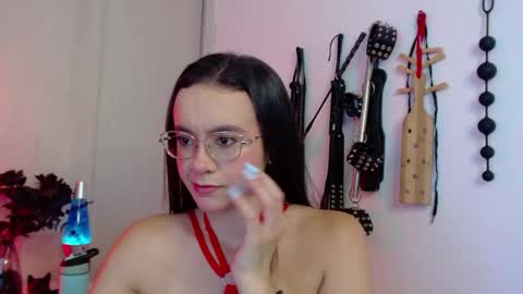 Alisson Beckett online show from April 22, 7:11 pm