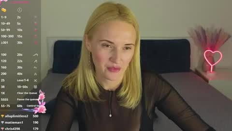 Snapshot of alisssarose chatting on January 15, 10:13 pm alisssarose online show from January 15, 10:13 pm