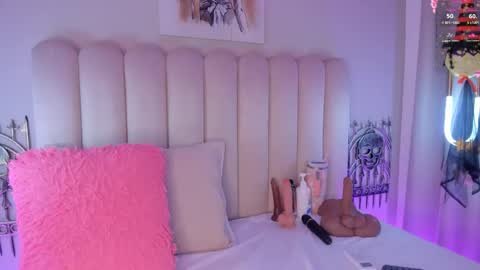 TATIS  online show from October 17, 3:54 am