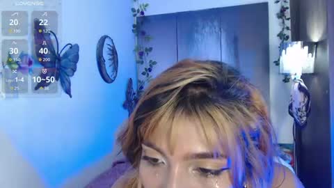 alix_kitty_ online show from July 5, 2:18 am