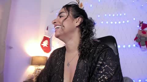 Snapshot of alizon_ chatting on December 23, 9:08 pm Andrea online show from December 23, 9:08 pm