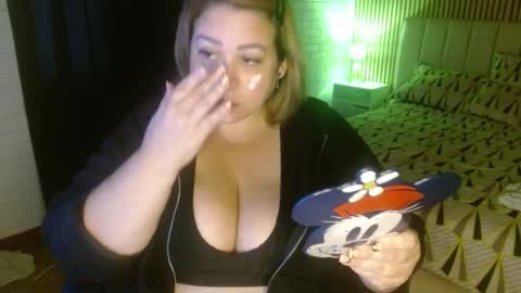 Ale online show from February 3, 10:32 pm