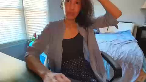 Snapshot of allgood4u chatting on October 15, 8:11 pm goddess online show from October 15, 8:11 pm