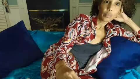 Snapshot of allgood4u chatting on September 20, 4:22 am goddess online show from September 20, 4:22 am