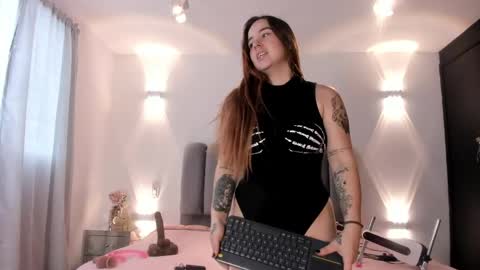 ALLICE online show from April 24, 12:30 pm