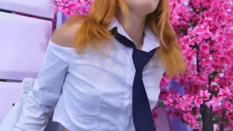 Allicia online show from April 28, 12:31 pm