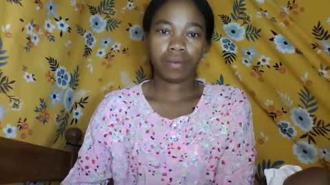 alliciax632770q online show from April 25, 12:24 am