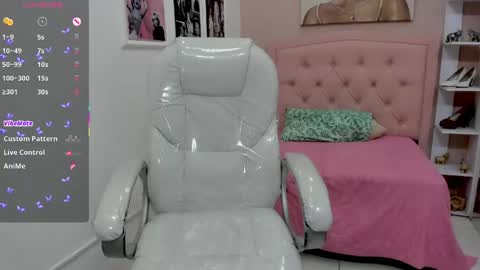 ALLISON online show from April 24, 6:44 pm