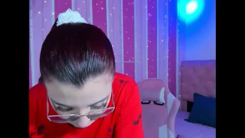 ALLISON online show from October 26, 4:52 am