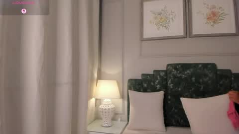 alison  online show from April 26, 1:42 pm