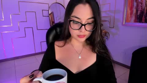 Snapshot of allisonrogersx chatting on October 8, 3:11 am Allison Rogers online show from October 8, 3:11 am