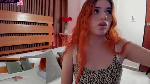 A L L I S S online show from April 22, 9:23 pm