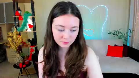 alluringeyess online show from July 16, 2:10 pm