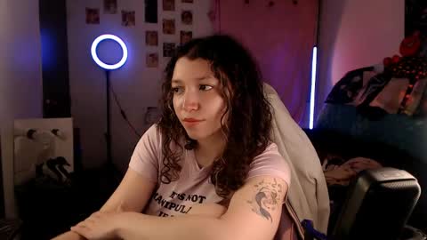 Ally online show from April 24, 11:18 pm