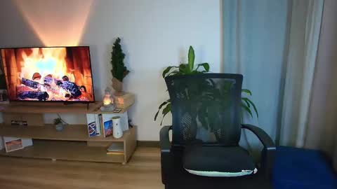 Ally  help me reach 100 satisfaid online show from November 26, 2:23 am