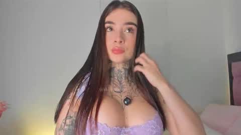 Kelly  online show from September 10, 10:37 am