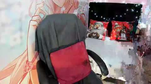 Allyson online show from December 18, 6:56 pm