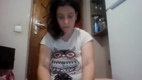 Snapshot of alma_amy chatting on December 26, 9:37 pm Alma online show from December 26, 9:37 pm