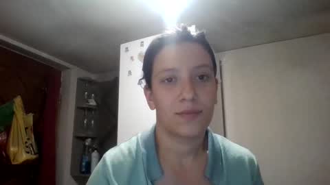 Snapshot of alma_amy chatting on December 23, 8:14 pm Alma online show from December 23, 8:14 pm
