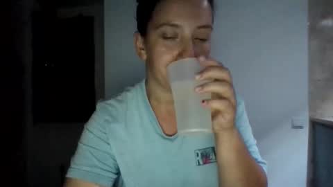 Snapshot of alma_amy chatting on September 15, 7:54 pm Alma online show from September 15, 7:54 pm